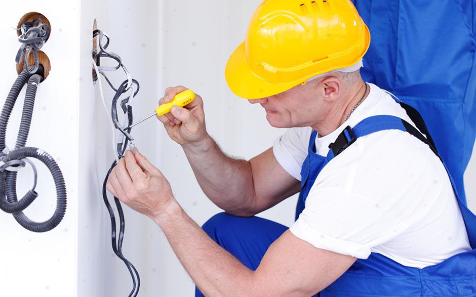 électricien de maintenance Pontoise